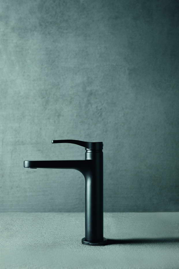 AL-23-design-Lissoni-black_resize.jpg