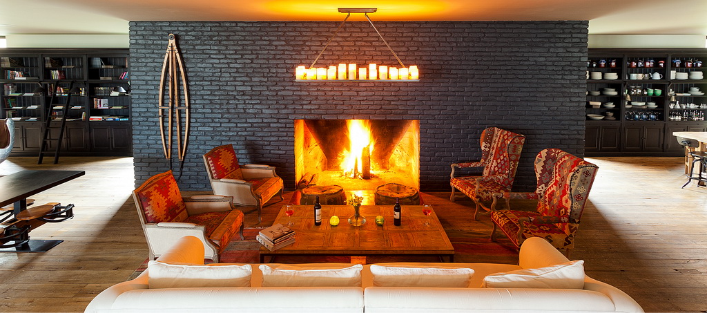 A_Rooms-Hotel-Kazbegi_Stepantsminda_Georgia_Design-Hotels_Archi-living_resize.jpg