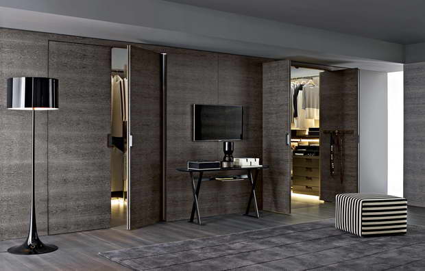 Backstage_12_Walk-In-Closet_resize.jpg