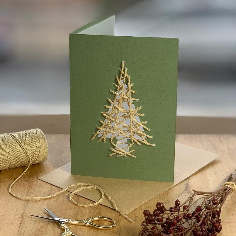 Christmas cards with seeds in them,wildflower seed greeting cards,eco friendly holiday cards,plantable holiday cards,plantable Christmas tree decorations with seeds,