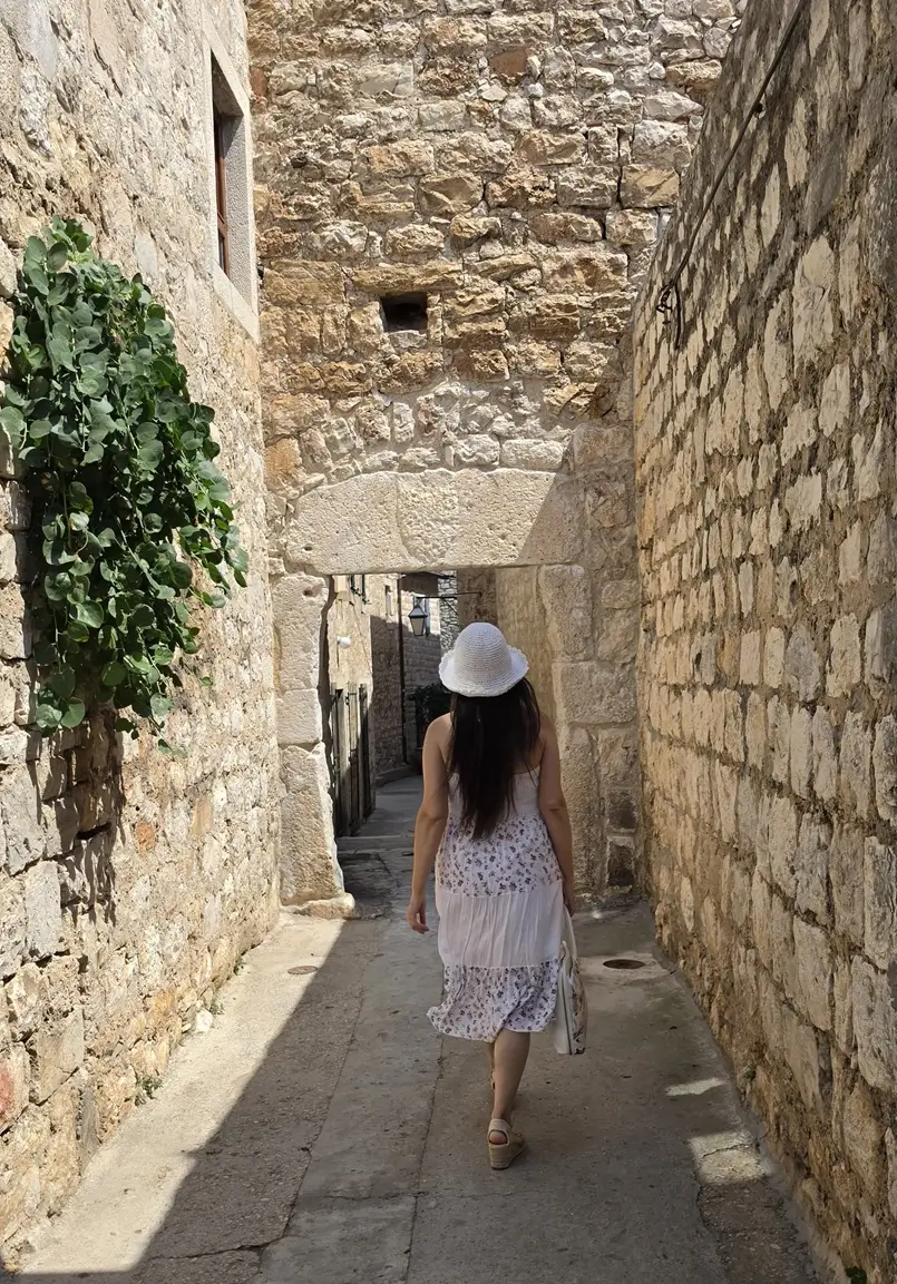 Danica Maričić, Editor-in-Chief of Archi-living.com and Travel Content Creator, in Hvar Town