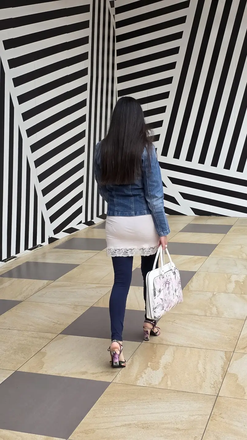Danica Maričić, Archi-living.com, How to Choose Colors in Design & Branding – Expert Tips