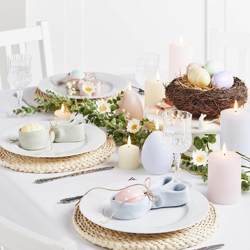 Easter Décor Colors And Lights, Dining Tables Decor Ideas