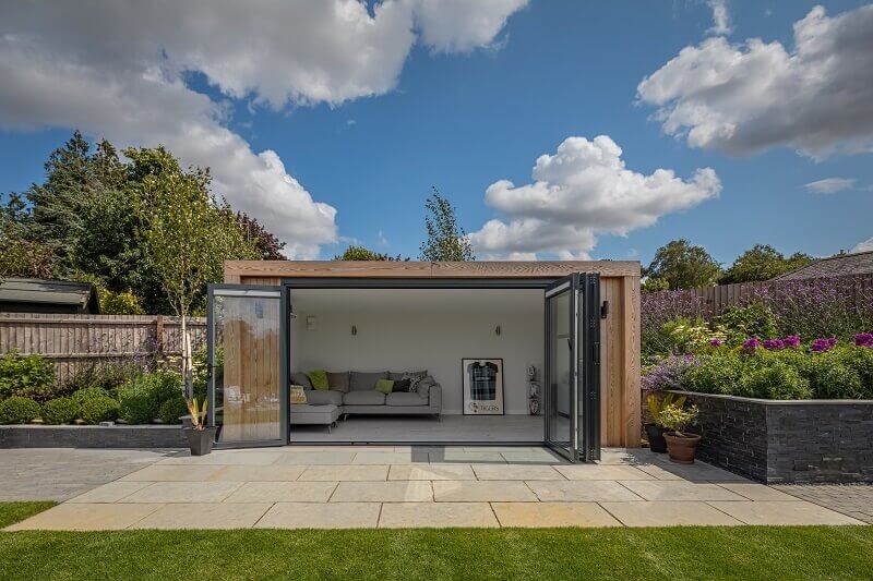 living room in garden guest house,garden room design ideas,tiny house in back garden uk,summer garden guest house,