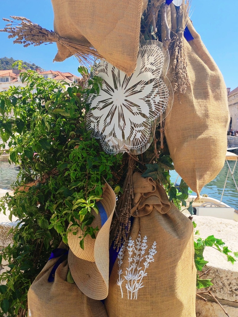 Hvar Lace and Lavender, Archi-living.com