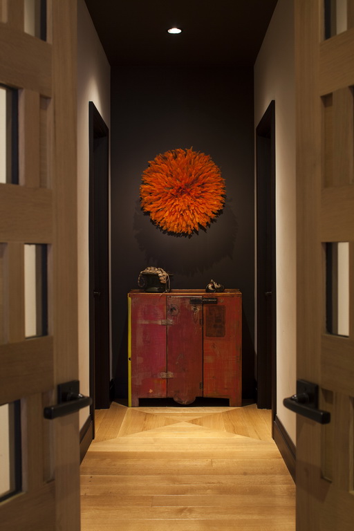I_Taylors_design_penthouse_hallway_Florida_Archi-living_resize.jpg