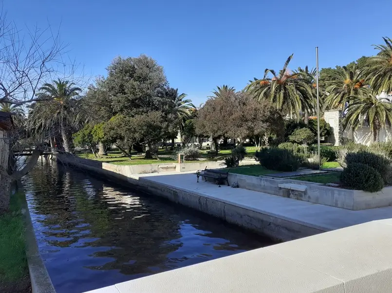 Stream and Park in Jelsa on Hvar Island, Archi-living.com