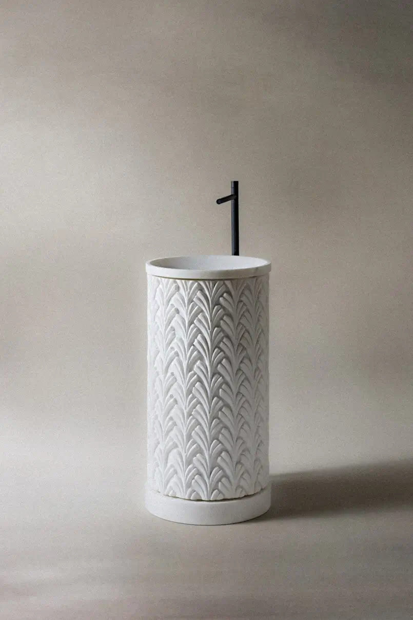 Palace Washbasin and Bathtub: Tribute to the Great Tradition of Italian Sculpture, Archi-living.com