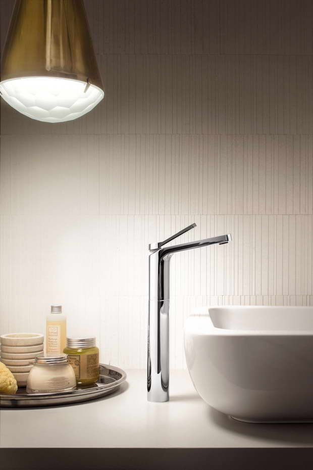 Levante-High-washbas-tap_resize.jpg