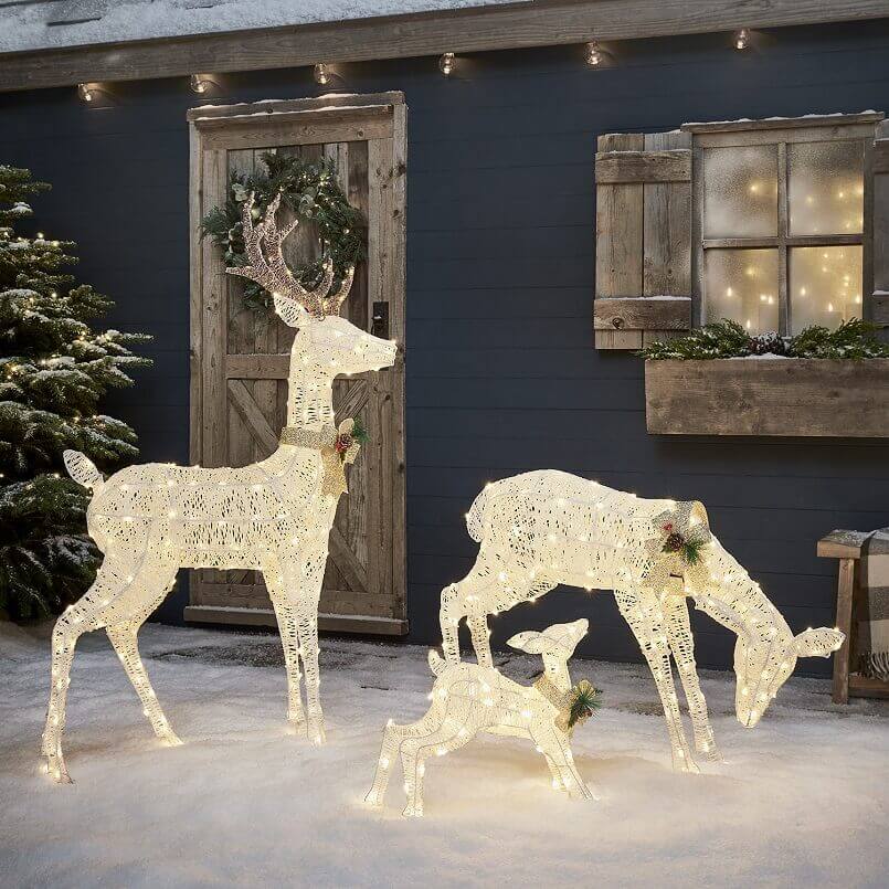 festive lighting figures ideas,light up reindeer family outdoor,illuminated reindeer for garden,Christmas lights outdoor,light your garden for holidays,
