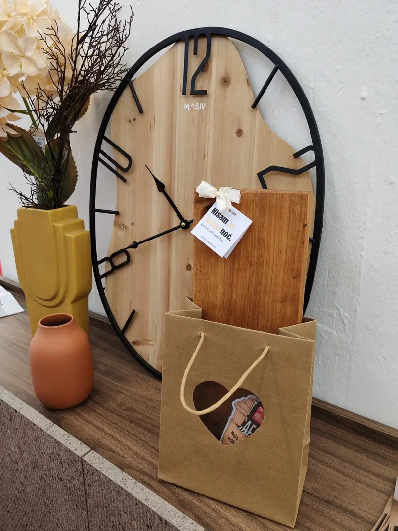 wood and metal wall clock, Masiv Club, Archi-living.com