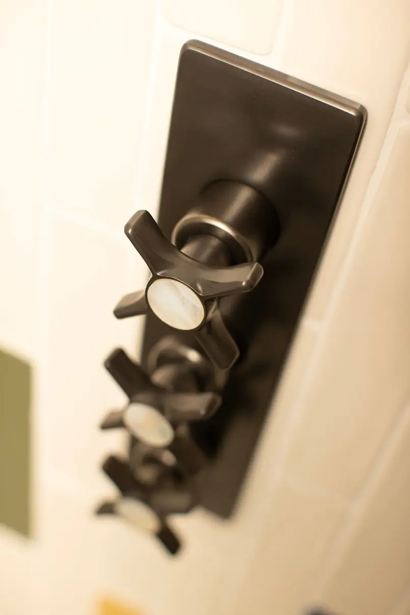 bespoke shower enclosure designs, archi-living.com