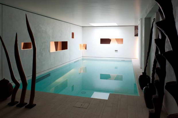 Elliott Barnes Interiors,interior swimming pool design,luxury hotel designer,