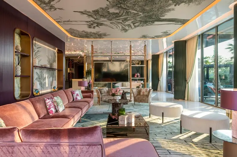 Villa Adele: Harmonious Residence That Reflects Refined Elegance, Archi-living.com