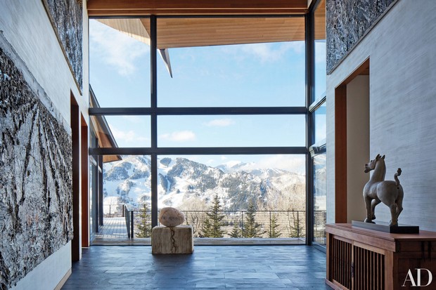 peter marino interior design,rocky mountain architecture,wooden mountain house,luxury mountain homes,famous interior designers in the world,