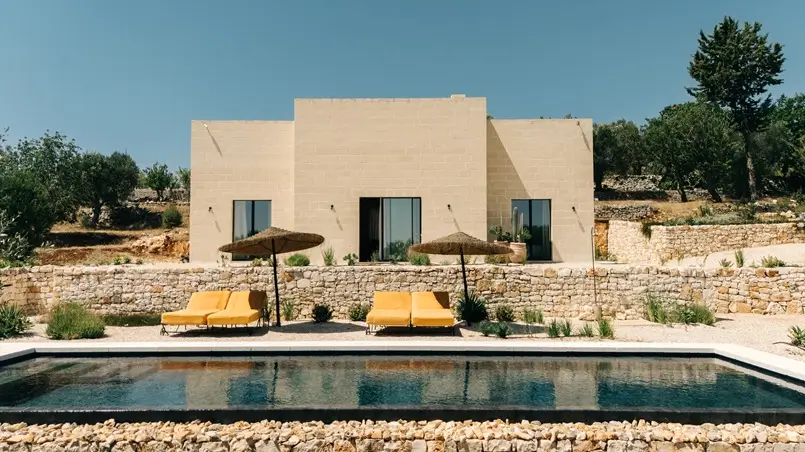 holiday home in Italy with infinity pool, Archi-living.com