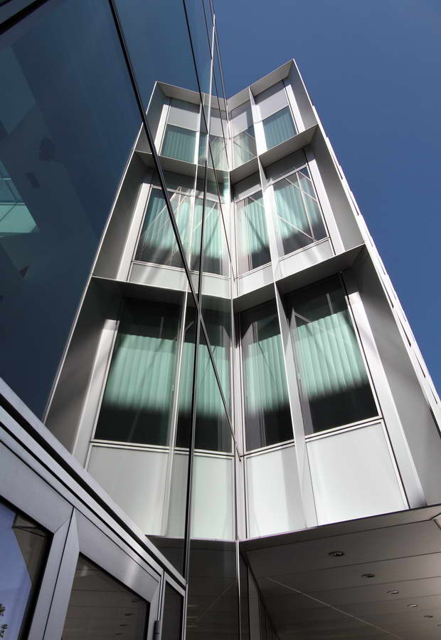 SILVERSTAR_LOreal_03_Hans_Ege_resize.jpg