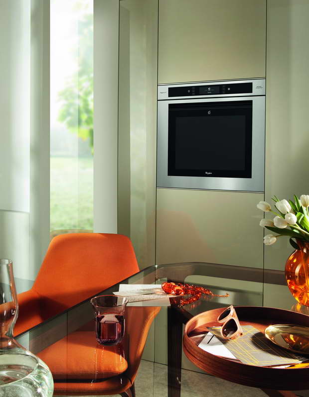 SLIKA-1-DG201312163_Oven-Fusion-Full-touch-6th-sense_resize.jpg