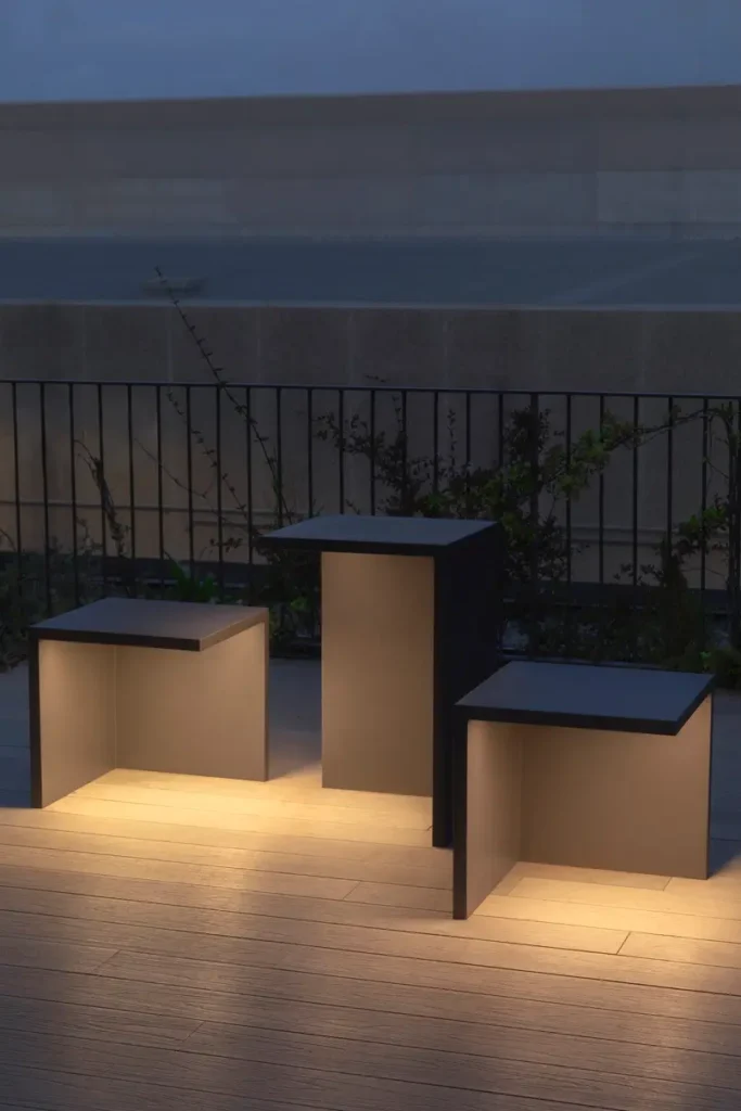 Urban Terrace in Barcelona, Designed by Josep Lluís Xuclà, Archi-living.com