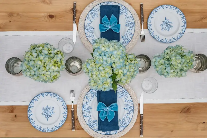 Summer Table Setting, Truffle Tablescapes, Photo by Grant Anderson, Archi-living.com