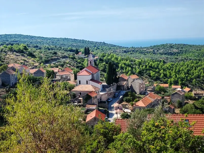 Velo Grablje Village on Hvar Island, Archi-living.com