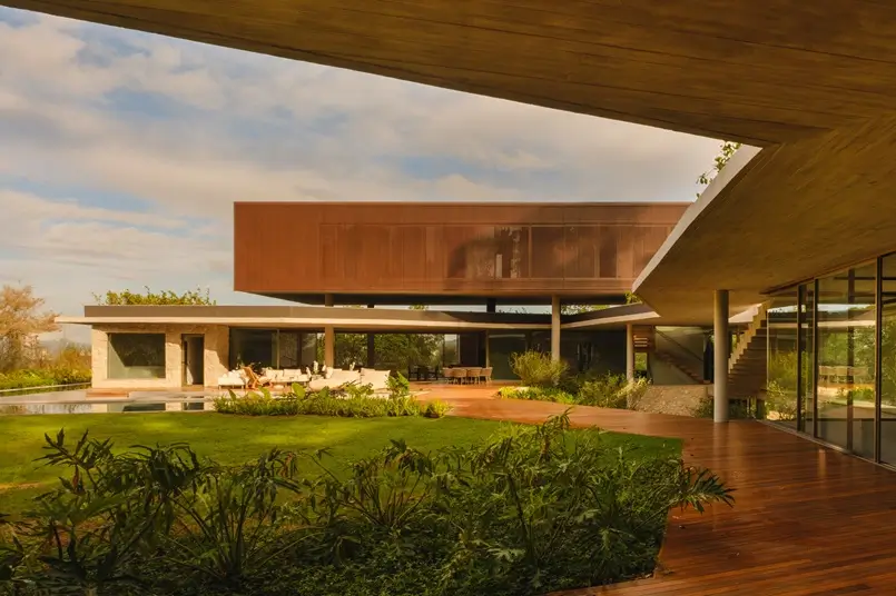 Walkway House by FGMF, 2025 INT Residential Design of the Year (Photo by Victor Lucena), Archi-living.com