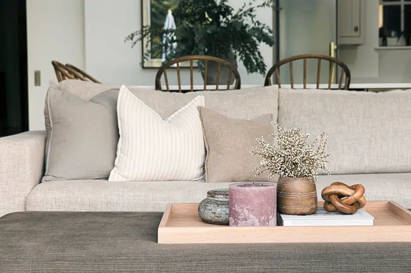 living room sofa and cushions in neutral colors, archi-living.com