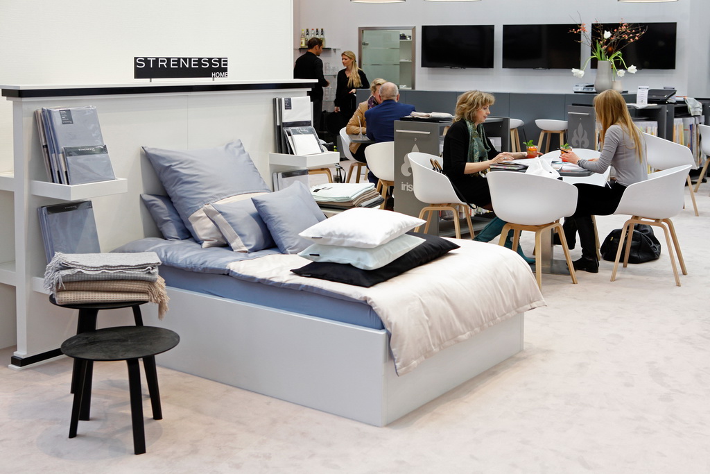 bed_jl_24_resize.jpg