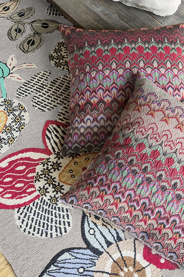 Missoni,MissoniHome,T&J Vestor Italy,fabric,decorative fabric,curtains,decorative curtains,decorative pillows,upholstery,upholstery design,upholstery fabric,upholstery fabric ideas,upholstery ideas,upholstered furniture,house decorating ideas, trendy colors,