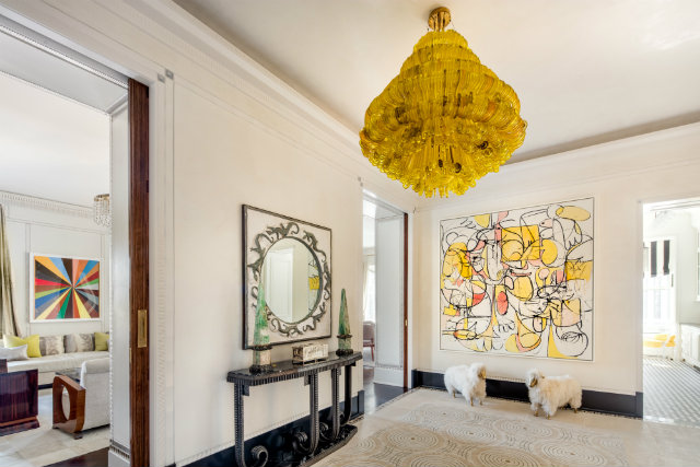 Frank Lloyd Wright's Plaza apartment,famous architects,luxury lobby design,art deco foyer design,art deco apartment design,