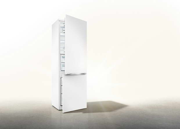 grundig_ecochamp_kuehlschrank_gkni15730_resize.jpg