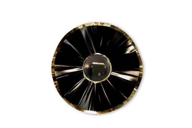 reve-mirror-1-HR_resize.jpg