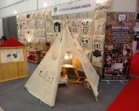 teepee for kids,creative children's room ideas,teepee tent for kids,fabric tent for room ideas,decorative pillows for bed,